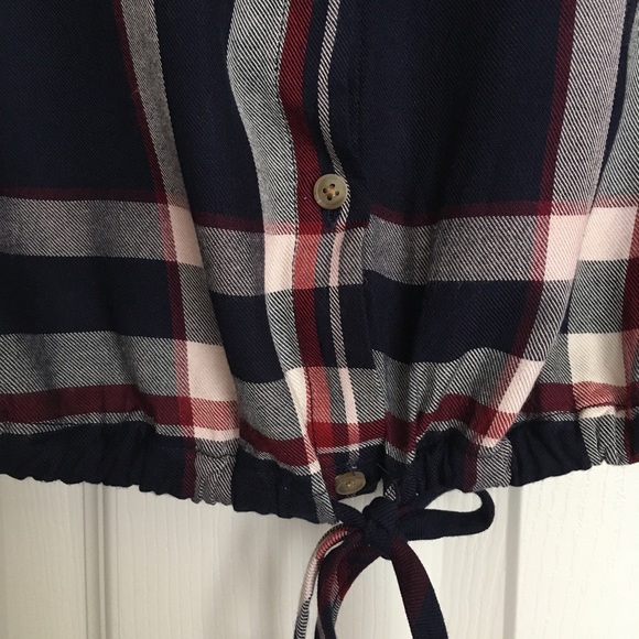 Como Vintage plaid collared tie front shirt - Picture 3 of 12